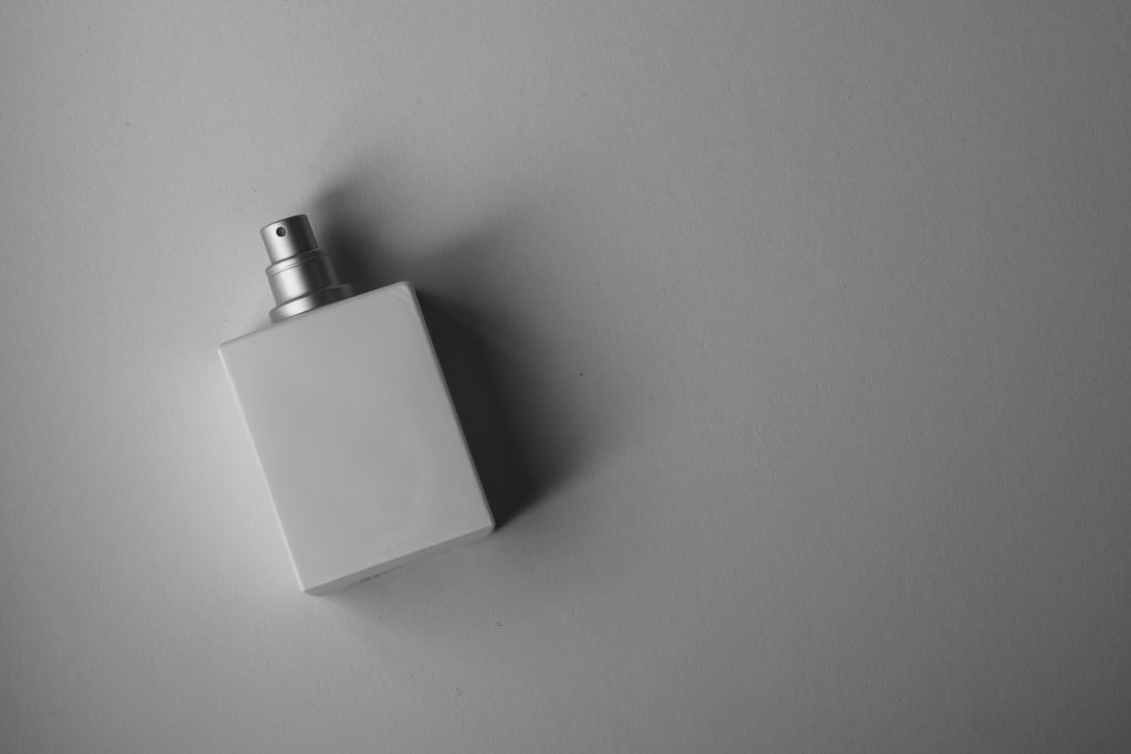 How to avoid fragrance in skincare - a consumer guide.